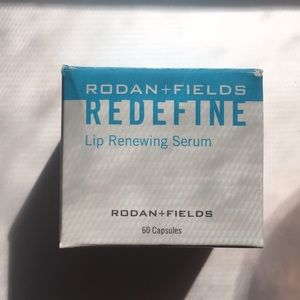 Rodan and Fields lip renewing serum